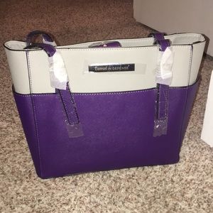 Brand new straight out of the package purse.